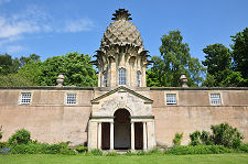 The Dunmore Pineapple