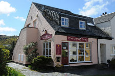 The Giving Tree, Arts, Coffee & Gifts