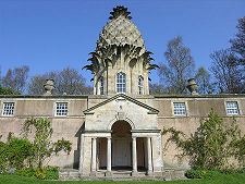 The Dunmore Pineapple