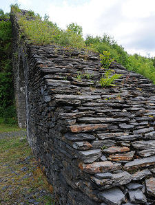 Inclined Plane Above the Arch