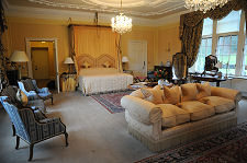 The Earl of Orkney: A Master Room