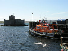 Castlebay Pier