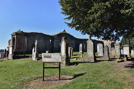 Old Bathgate Parish Church from the Main Road Gate