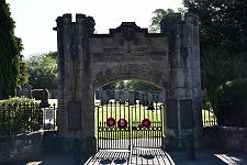 War Memorial Gate, Opposite