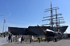 Discovery and the V&A