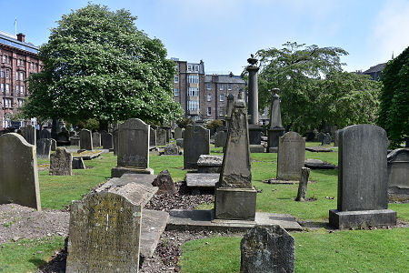 The Howff, Looking East