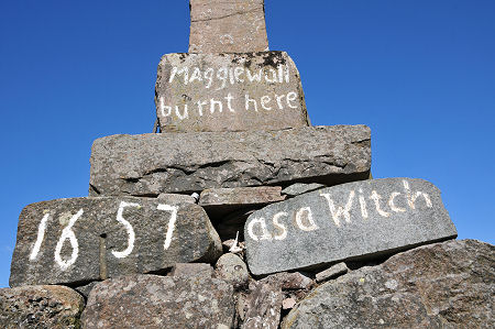 Painted Wording on the Memorial