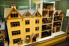Dolls' Houses