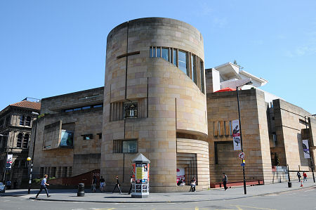 The National Museum of Scotland from George IV Bridge