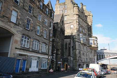 A Glimpse of the North End of Old St Paul's from Jeffrey Street