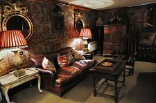 Benjamin Franklin Suite, Sitting Room