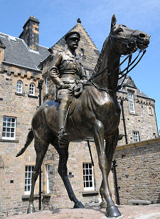 Statue of Earl Haig