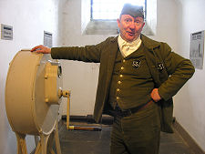 Crank Machine in the New Prison