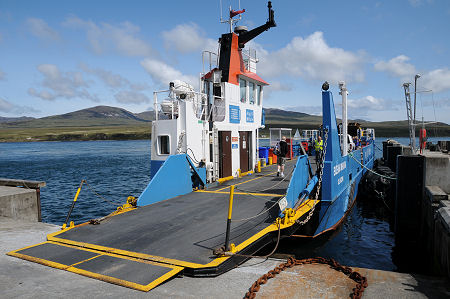 MV Eilean Dhiura at Port Askaig