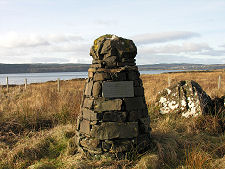 Memorial to Charles Maclean