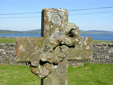 Gravestone with Carved Chain