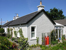 Cottages in Salen