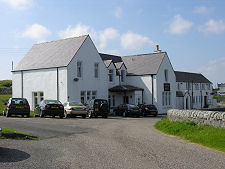 Lochmaddy Hotel