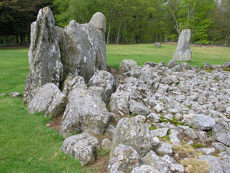 The Recumbent and Flankers from the South