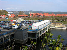 Deep Sea World from the West