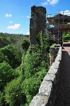 The Drop to the River on the South-East Side