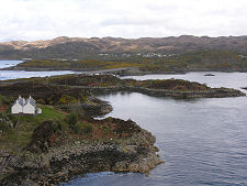 Eilean Bàn from the Skye Bridge