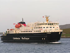 MV Clansman Arriving