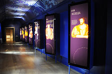 Entrance to the Stirling Heads Gallery