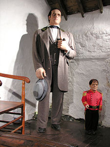 Life Size Model of Angus MacAskill